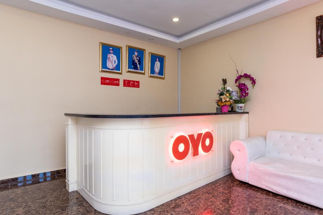 Oyo 1228 R & R Motel Johor Bahru Exterior photo