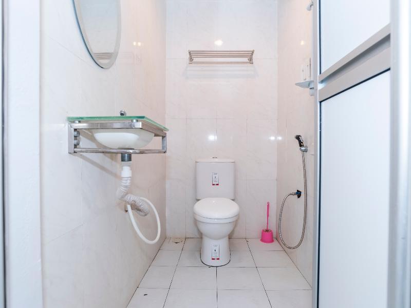Oyo 1228 R & R Motel Johor Bahru Exterior photo